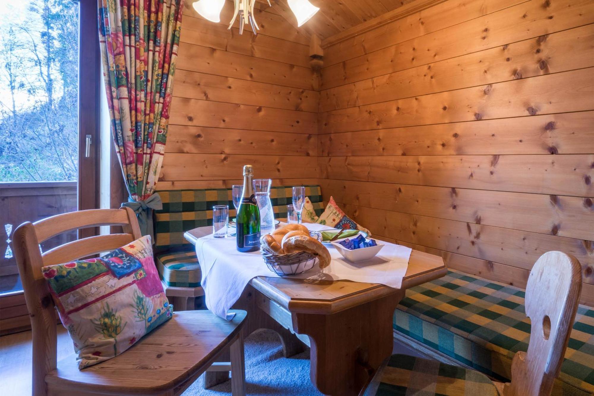 Aparthotel Gallahaus Zell am Ziller Kamer foto