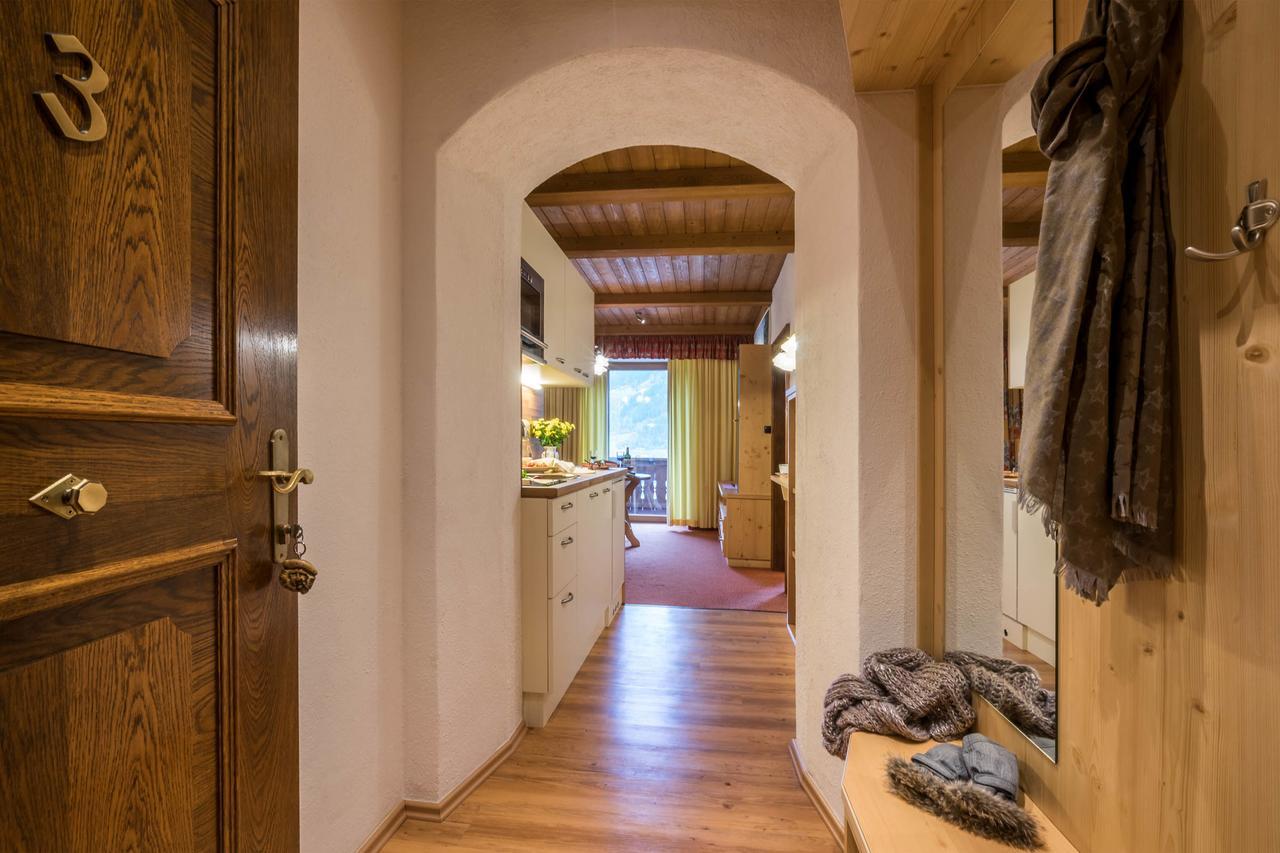Aparthotel Gallahaus Zell am Ziller Buitenkant foto