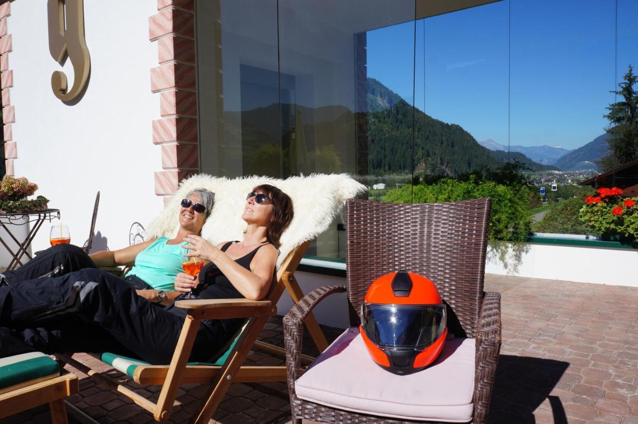 Aparthotel Gallahaus Zell am Ziller Buitenkant foto